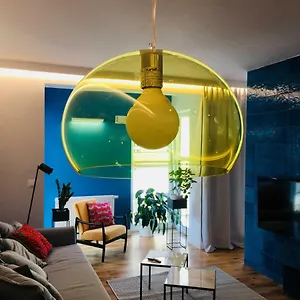 https://piper-zajezdnia-blue.poznan-hotels.com